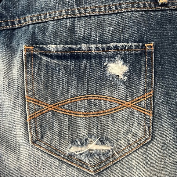 A & F Abercrombie & Fitch Denim Jean Shorts Stones Pearls embellished Sz. 4 W27 - Picture 9 of 9
